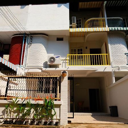 Appartement Float'S House à Chiang Mai Extérieur photo
